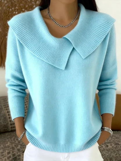 Elindra | Warm jumper with soft collar